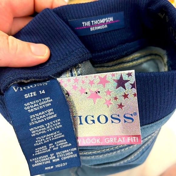 Vigoss Girls size 14 NWT Blue Denim Bermuda Shorts with stretch knit waistband - Picture 3 of 5